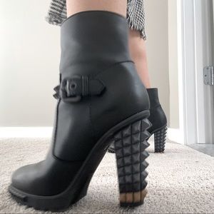 Fendi Fall Boots Authentic and with Original Box and Tags